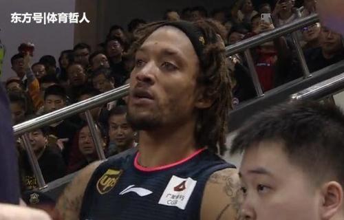 晋级CBA四强!广东队却迎来1不利消息,易建联