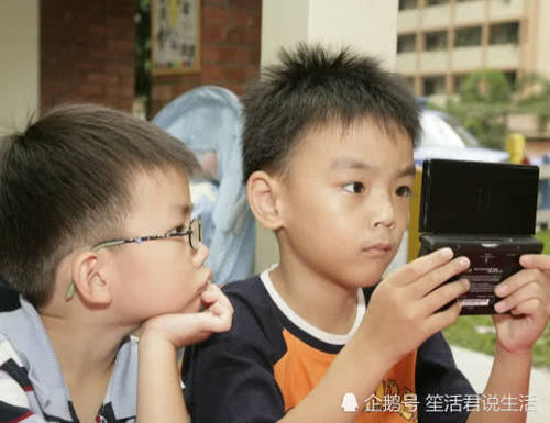 00后有哪些行为是危害健康的?不要再做了,过来