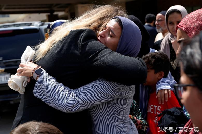 在德克萨斯州高中枪击案遇害身亡的巴基斯坦学