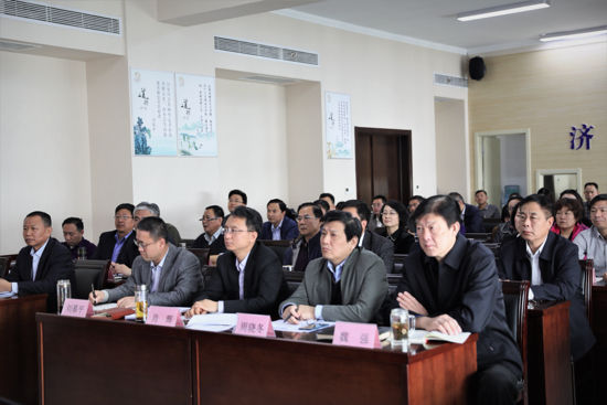 市应急局组织收看纪念五四运动100周年大会直