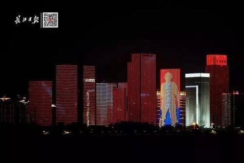 武汉跨年灯光秀几点开始