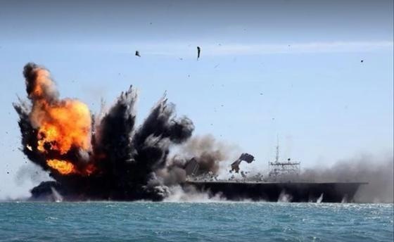 回应石油禁运,伊朗扬言封锁海峡!美国:早就料到