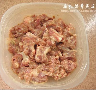 腐乳排骨蒸冻豆腐