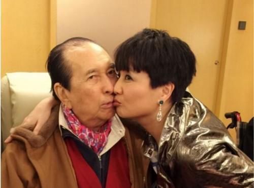 看了鲁豫对赌王四太的专访,终于知道97岁何鸿