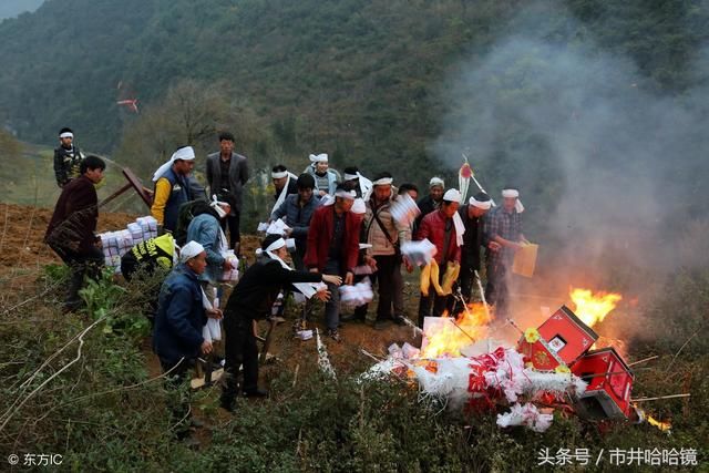 大姑姐借钱八年未还，婆婆死后分遗产我想算清楚，老公骂我不要脸