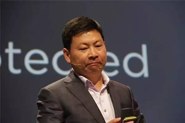 华为遭禁售之后雷军来扛旗,小米最快年底进军