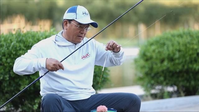 钓鲤鱼饵料搭配技巧和溜鱼手法