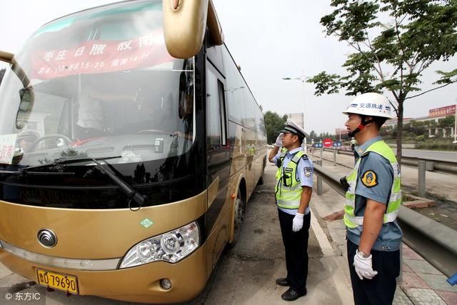 交警提示：即日起，这6种违章行为将由扣6分变扣12分，车主注意！