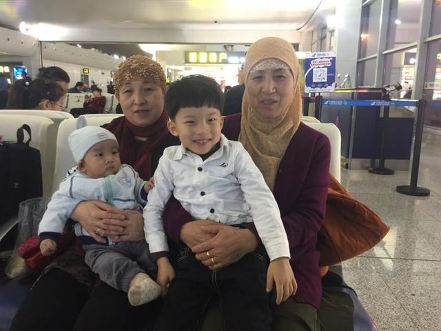 一家人甜蜜的三亚亲子游