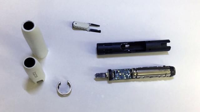 日本最流行的:IQOS 电子烟拆解过程