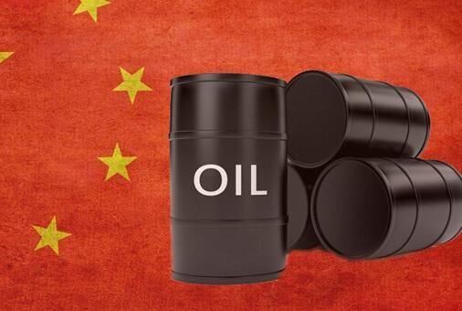 中国版原油期货今挂牌交易个人投资者门槛50万