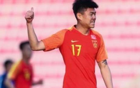 恒大小将进3球,中国男足大胜 希丁克率队3连胜