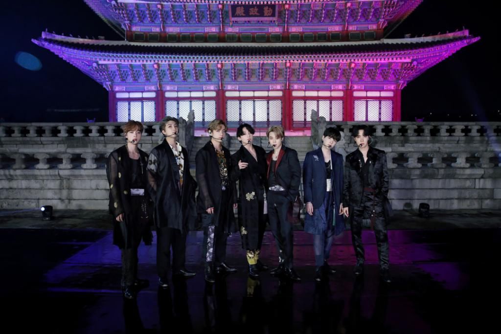 BTS Week开始...防弹少年团，宣传韩国之美的景福宫《IDOL》