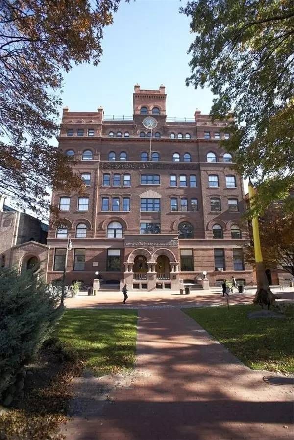 2017全球艺术设计专业高校排名50强,中国有4