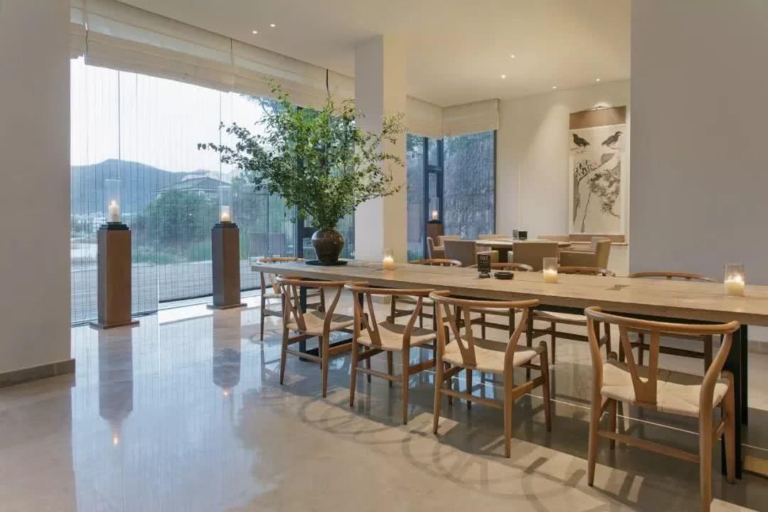 我在梨花盛开的听紫云，候你佳音！