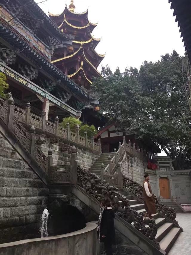 重庆宝轮寺，风景独好