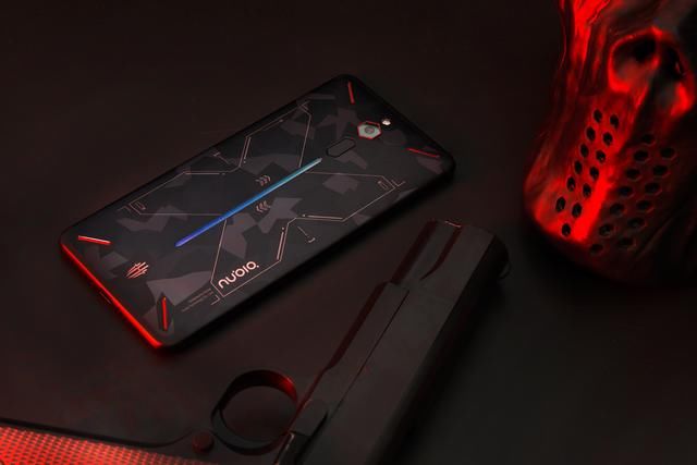激光冷雕\/AF隐形涂装 努比亚红魔游戏手机迷彩