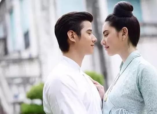 泰国新剧《魔法床》男主马里奥与Mai Davika 