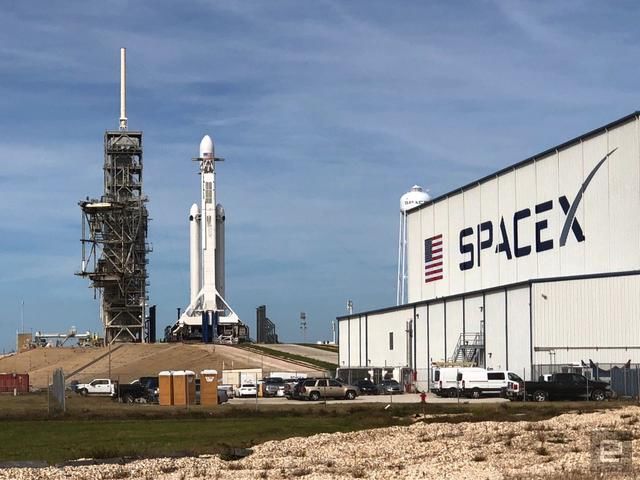 SpaceX成功的Falcon重型飞行后的下一步是什么?