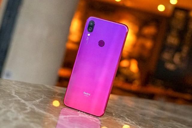 小米PLAY、小米8SE和红米Note7自家三兄弟