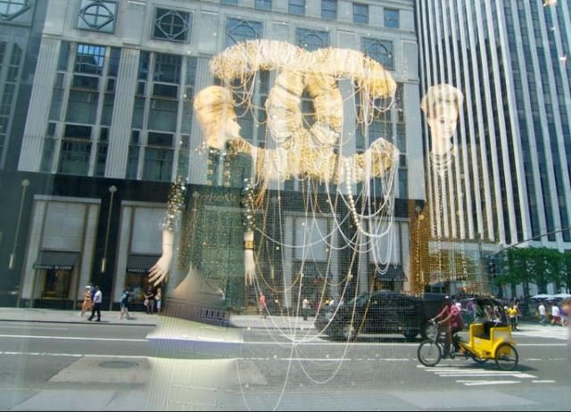 Dazzle母公司上市市值超太平鸟;开云集团抛售