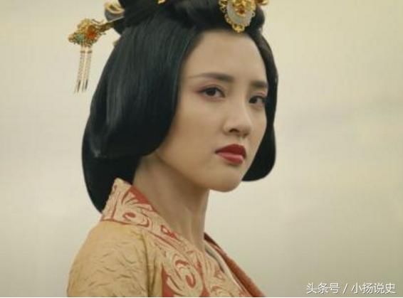 女版司马懿，助曹丕称帝，从奴婢到女王，靠的什么打败美人甄宓？