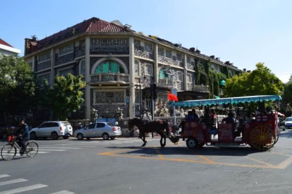 五一小长假,以下这3个景点,很适合老年人游玩