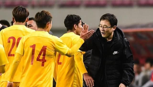 现在国奥队教练是谁