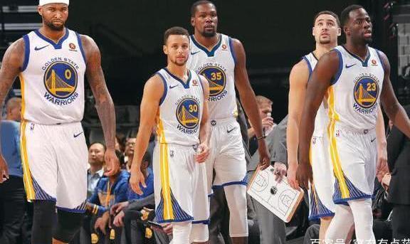 勇士队首发中锋因伤恐赛季报销,25+12内线已