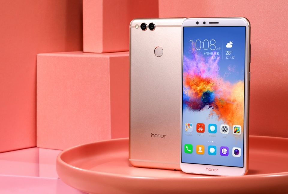 全面屏手机不难选!荣耀畅玩7X和华为Mate10力