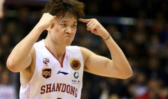 小丁重返CBA?经纪人:他太容易受伤!