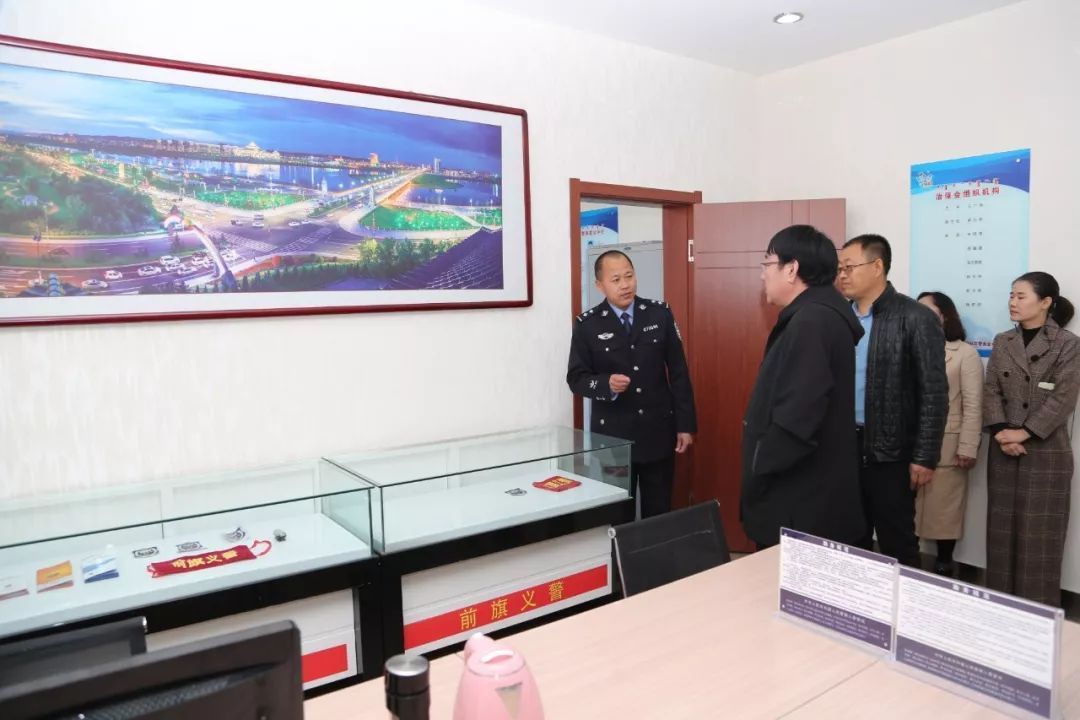 盟政法委扫黑除恶专项督查组深入科尔沁镇督查