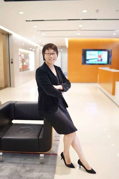基金圈女神来啦！中国最会挣钱的女人都在这！