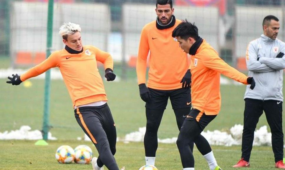 鲁能晋级亚冠正赛问题不大,中超球队10次亚冠