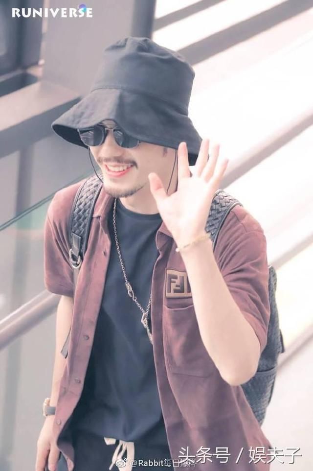 朱一龙看了都要吃醋,白宇竟然微博只关注了她