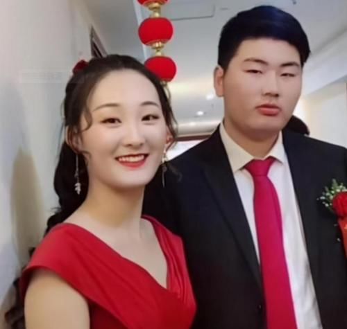 朱之文儿子结婚，亲家被曝是镇上首富，网友：门当户对！