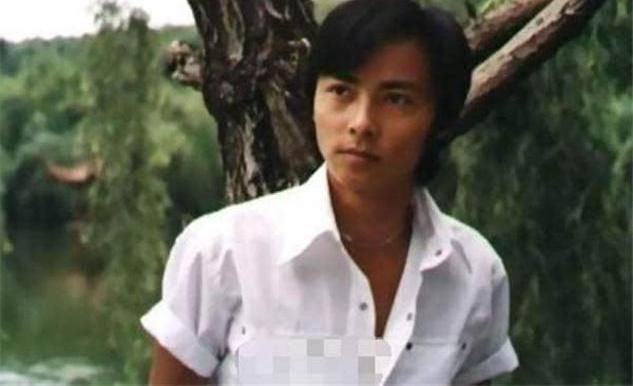 她巅峰时老公还在演替身，如今老公贵为影帝，她却息影生下了3胎