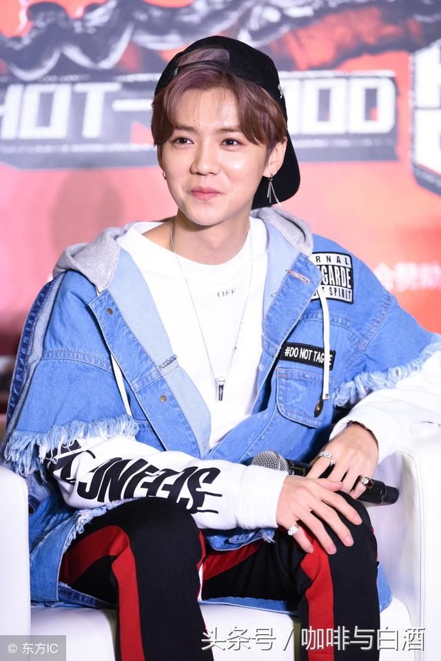 大张伟世界杯解说口无遮拦,调侃死者,引起球迷