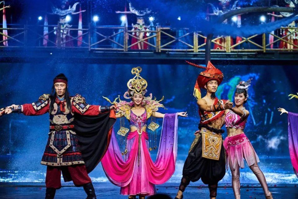 特色旅游丨如何礼貌又不失尴尬的带朋友玩转三亚?!