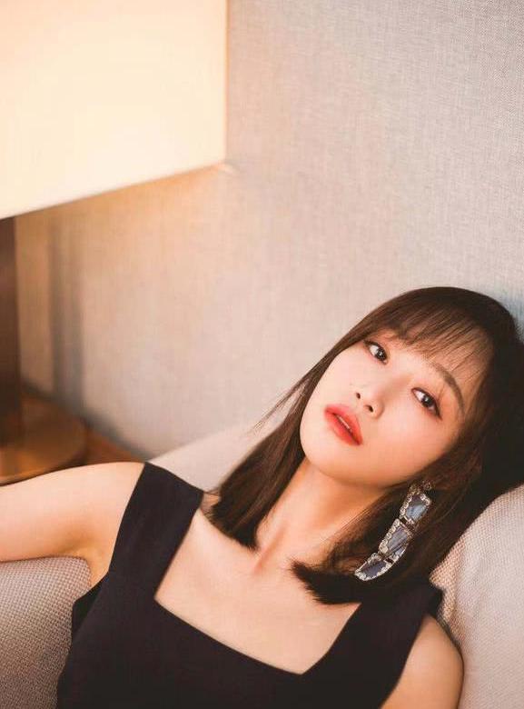 六位少数民族明星,只知道迪丽热巴是维吾尔族