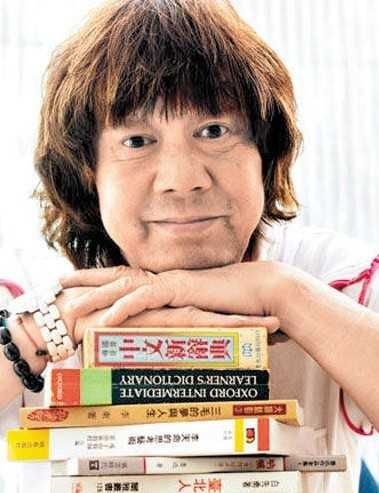 是香港一代笑匠,死后多日才被发现,长满尸斑死