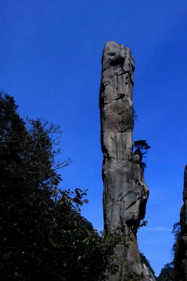 私藏在江西的道教名山，《中国国家地理》眼中的最美峰林！