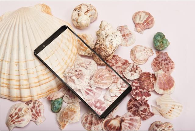 vivo X20首款全面屏手机,不仅有颜值更有智慧