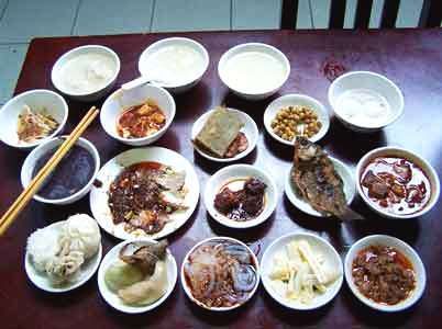 兰台说史为什么有些重庆人老爱说成都人小气?