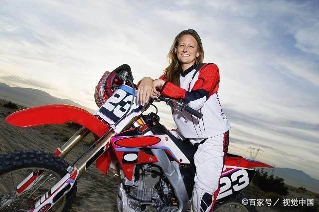 为什么摩托车女骑士数量要远远少于男性?