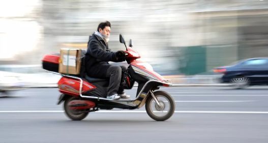 电动自行车新国标4月15日实施,四轮低速电动车