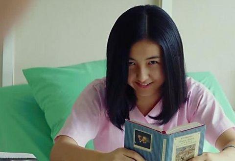 演员们魔化的靠的什么?赵丽颖靠化妆,而她微微