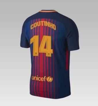 当库蒂尼奥被问, 是否想要巴萨10号球衣时, 他