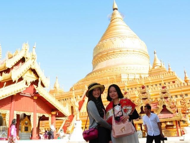 中国游客去缅甸!看到缅甸导游的推荐的商品,满脸的尴尬