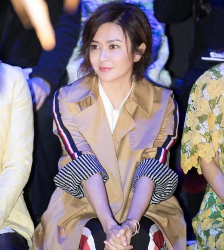 台媒曝关之琳疑似转让前夫公司3成股票,累计套